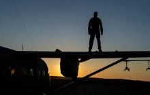 "Живе в небі": пілот-каскадер полює на російські "Шахеди" над Україною, - The New Yorker