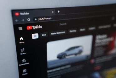 Новий баг YouTube "з’їдає" 100% потужності процесора: як це виправити
