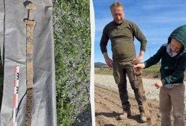 В Норвегии мальчик нашёл меч викингов во время школьной экскурсии (фото)