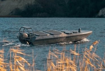 До 9 операторів і десятки систем озброєння: розкрито характеристики катера Katran Venom V2