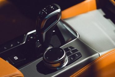 Какой средний срок службы автоматической коробки передач и как продлить ее ресурс