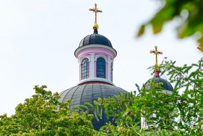7 травня: церковне свято сьогодні, що позичити у сусідів для достатку
