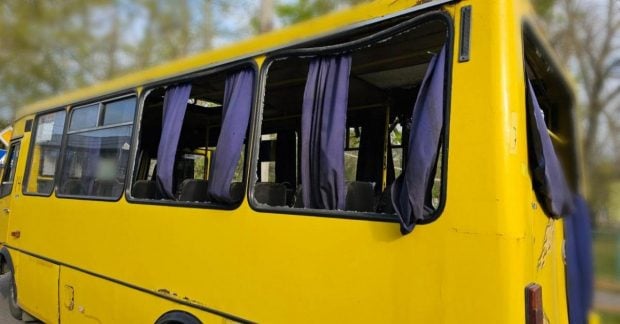 росіяни вбили двох людей, завдавши удару по маршрутці