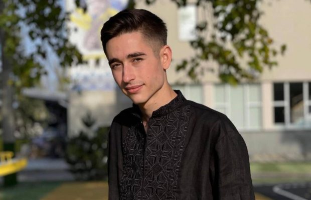 Сасанчин планирует получить высшее образование: где хочет учиться 24-летний певец