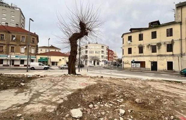 Під жвавим районом популярного курортного міста виявили давньоримські поховання