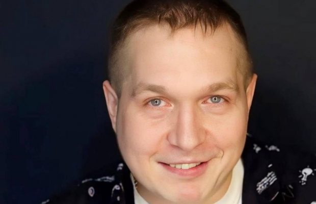 Зірку серіалу "Щасливі разом" ліквідували в Україні