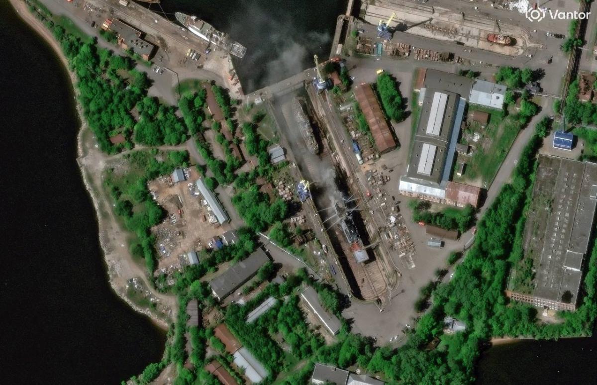 Удар по базі Балтійського флоту: опубліковано супутникові знімки