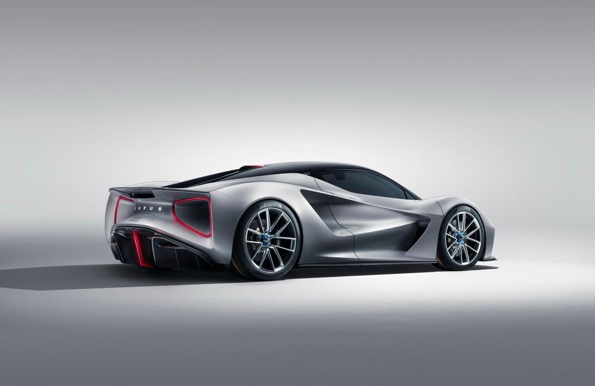 Голова Lotus назвав головну проблему сучасних спорткарів: вона є й у моделях його компанії Голова Lotus назвав головну проблему сучасних спорткарів: вона є й у моделях його компанії