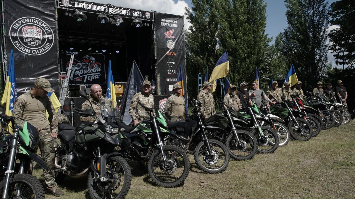 "Наступний мотопробіг - до Криму!": штурмовиики "Скелі" ство