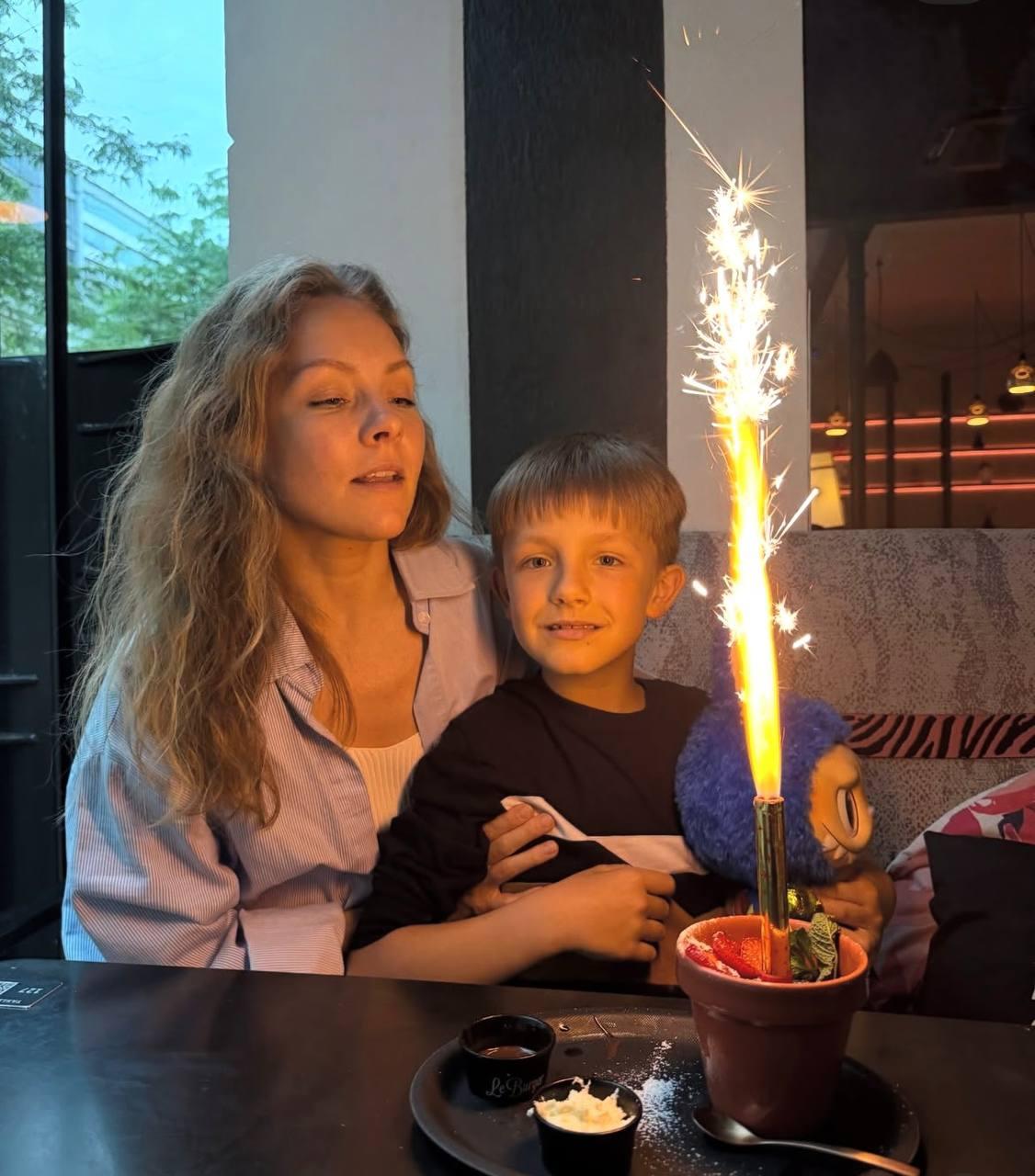 Шоптенко вперше за довгий час показала 8-річного сина (фото) Шоптенко вперше за довгий час показала 8-річного сина (фото)