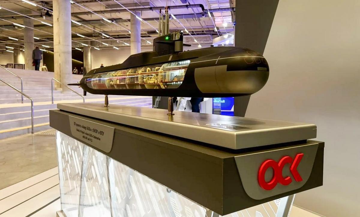 Росія представила проєкт неатомної суперсубмарини з 'рекордним боєзапасом' (фото) Росія представила проєкт неатомної суперсубмарини з 'рекордним боєзапасом' (фото)