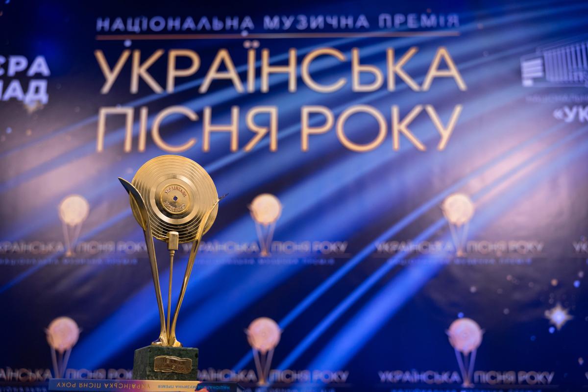 Михайло Поплавський: ювілейна премія 'Українська пісня року' буде приурочена до 35-ї річниці Незалежності Михайло Поплавський: ювілейна премія 'Українська пісня року' буде приурочена до 35-ї річниці Незалежності