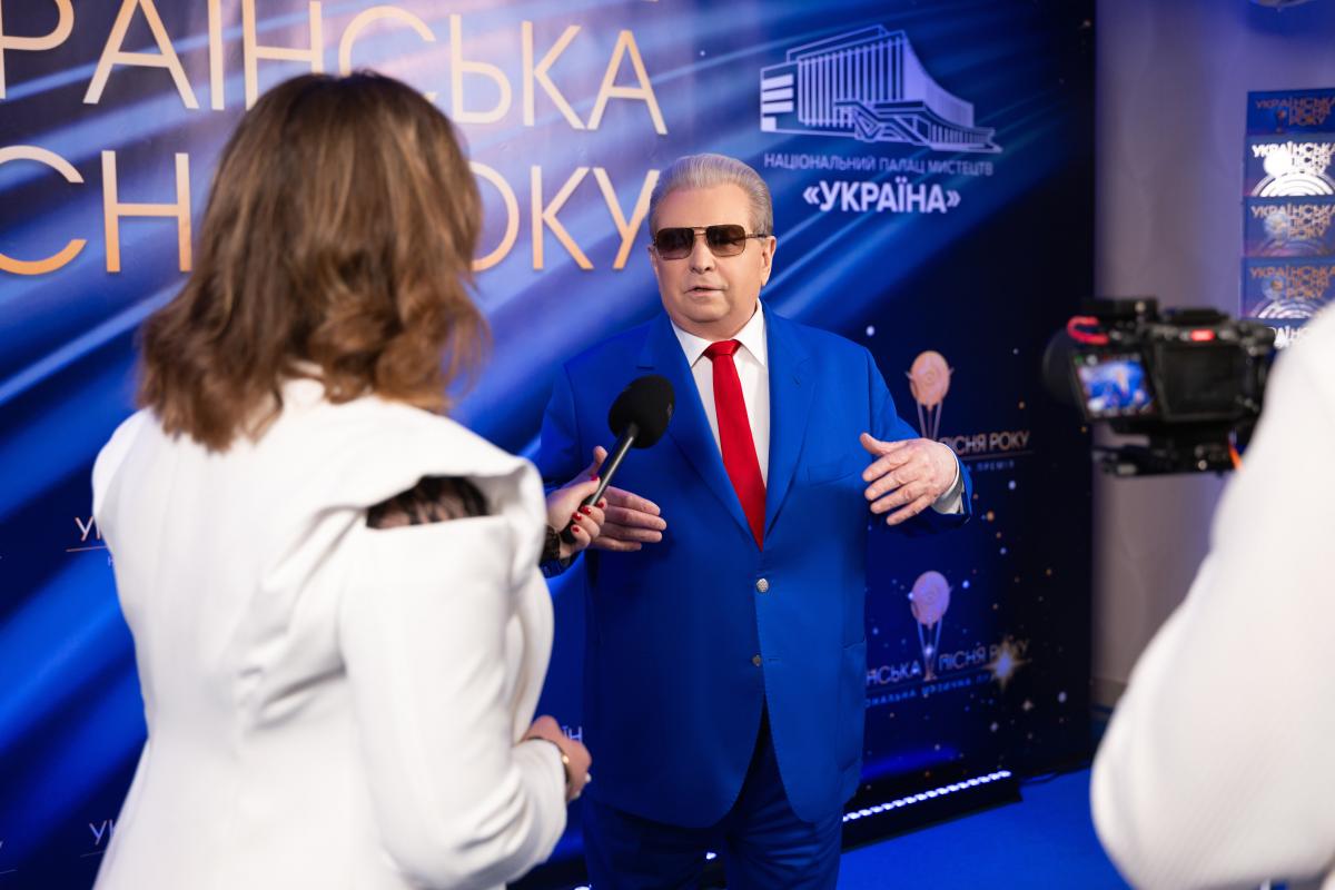 Михайло Поплавський: ювілейна премія 'Українська пісня року' буде приурочена до 35-ї річниці Незалежності Михайло Поплавський: ювілейна премія 'Українська пісня року' буде приурочена до 35-ї річниці Незалежності