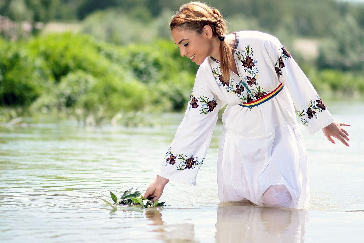 Как гадать на Ивана Купала