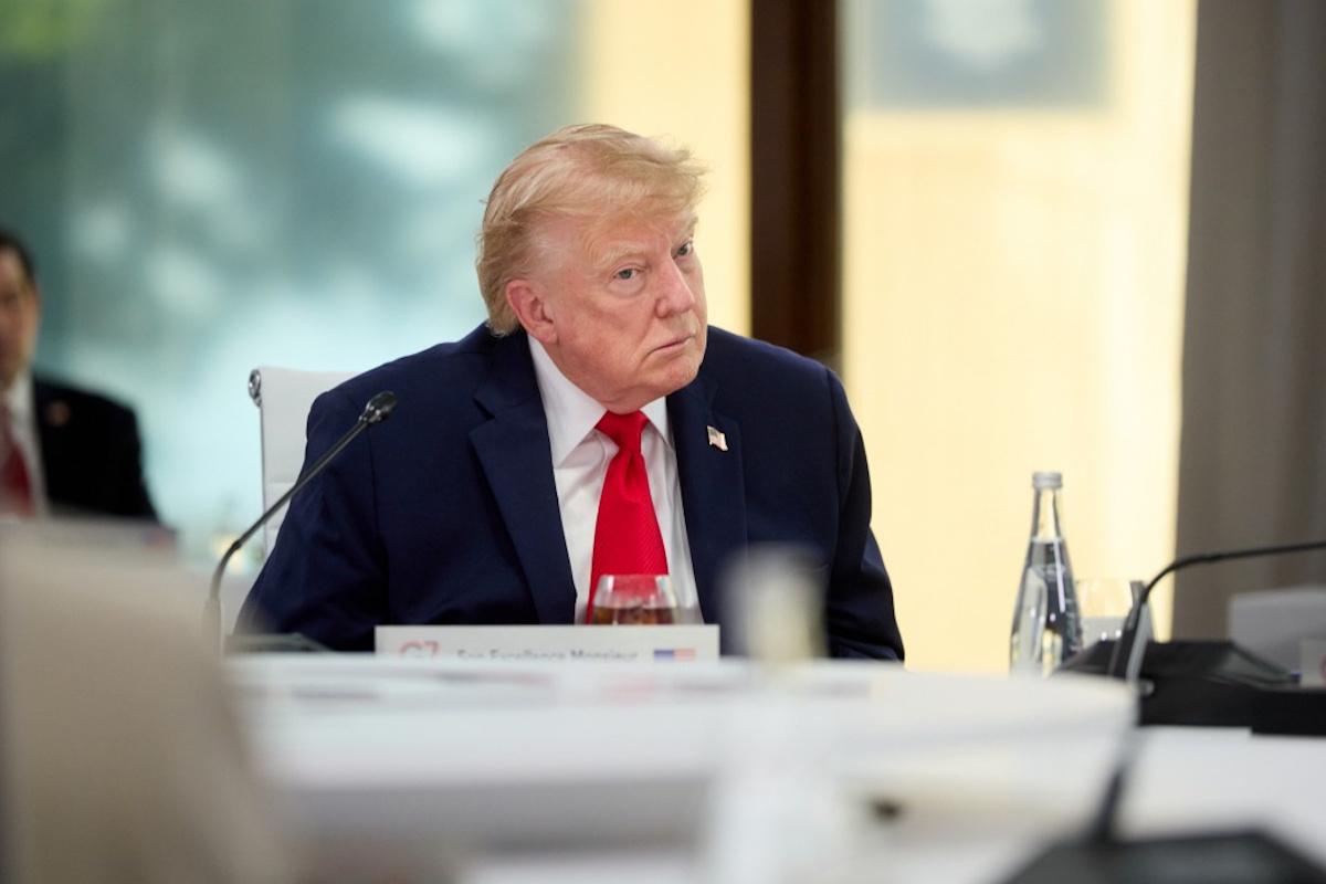'Хулиган, которого легко запугать': угрозы и ультиматумы Трампа теряют силу, – WP 'Хулиган, которого легко запугать': угрозы и ультиматумы Трампа теряют силу, – WP