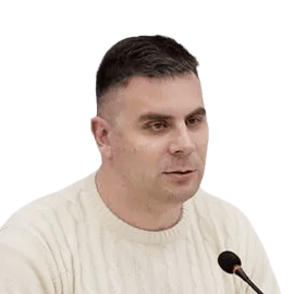 Валентин Гайдай