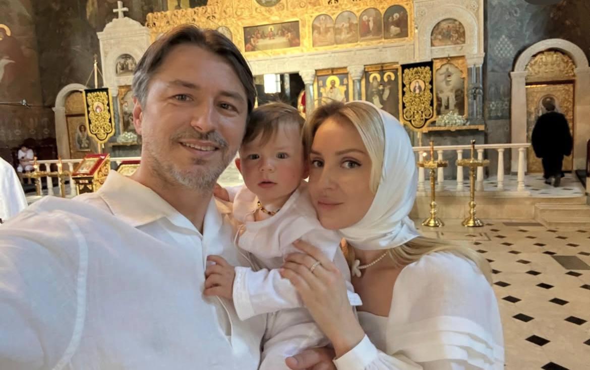 Притула вперше показав обличчя молодшого сина (фото) Притула вперше показав обличчя молодшого сина (фото)