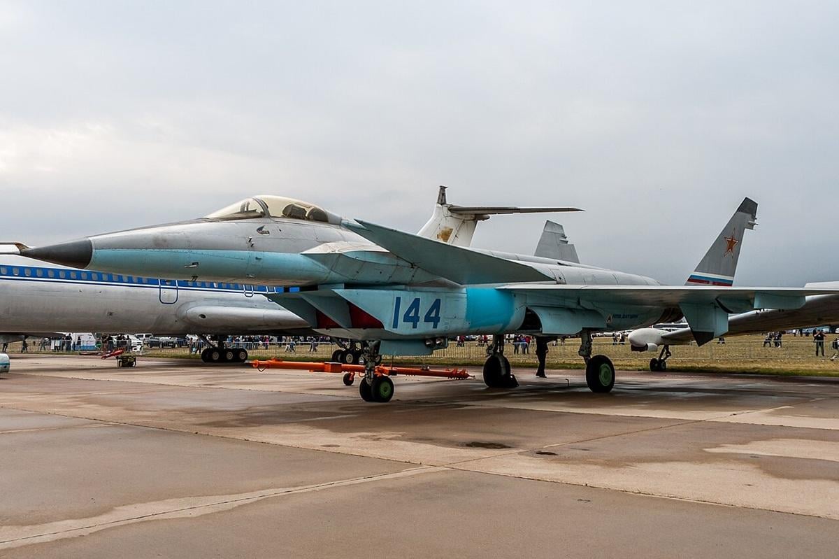 Провел в воздухе всего 18 минут: почему советский конкурент F-22 совершил только один полет