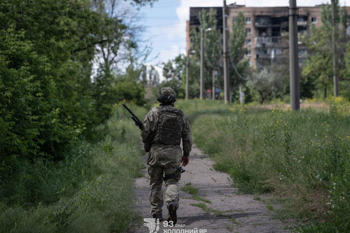 Россияне рвутся в Константиновку, чтобы показать 'успех' на фоне ударов ВСУ, – CNN Россияне рвутся в Константиновку, чтобы показать 'успех' на фоне ударов ВСУ, – CNN