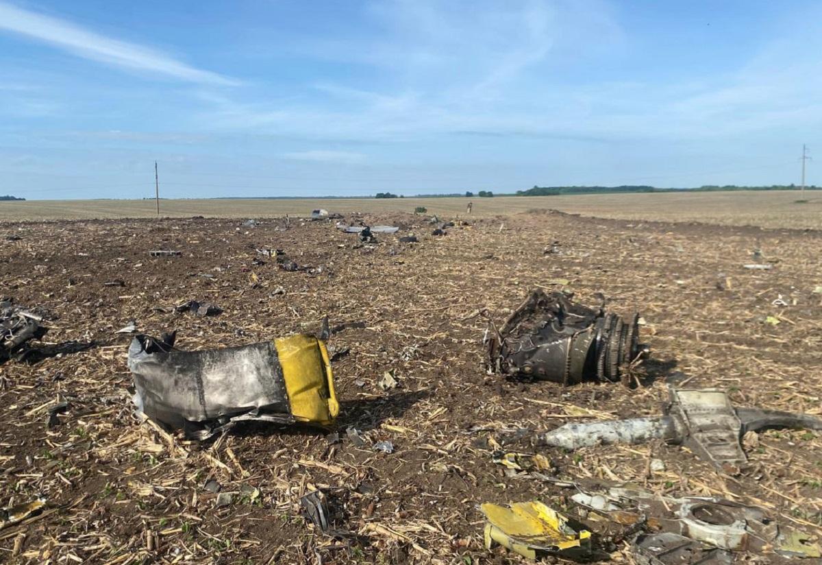 Катастрофа Су-24М на Хмельниччині: в ДБР розповіли перші деталі розслідування