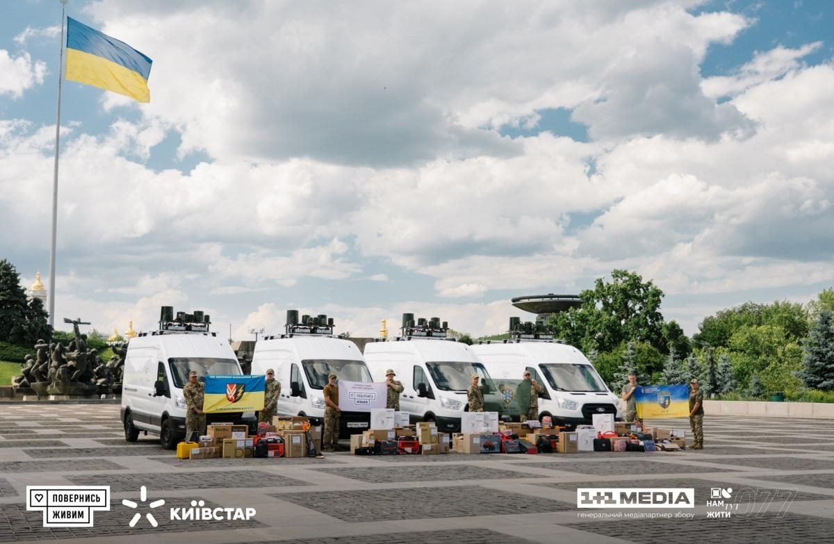 "Місія 077" завершена: Київстар та "Повернись живим" передали військовим засоби зв’язку на понад 77 млн грн