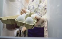 Многие люди совершают ошибку, храня яйца в этом месте: где их лучше держать в доме