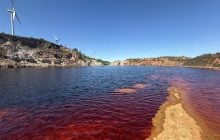 Похоже на Марс: ученые выясняют, откуда взялась жизнь в кислотных озерах Испании