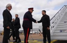 Зеленський прибув до Британії та зробив заяву перед зустріччю з європейськими лідерами