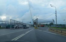 Боятся новой "Паутины": на трассе рядом с резиденцией Путина установили антидроновые сетки