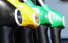 Ціна дизелю пішла вниз: скільки сьогодні коштує пальне на АЗС