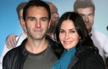 Звезда сериала "Друзья" рассталась с женихом-музыкантом после 12 лет отношений