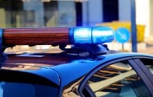 Прежде чем проверить документы, полицейские в некоторых странах прикасаются к автомобилю: вот зачем