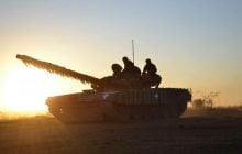 Оружие против дронов ищут и Украина, и Россия: Сырский о том, как вернуть танки в бой