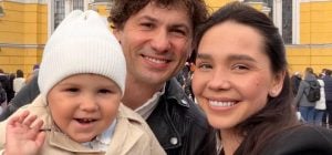 Жена Кота назвала причину, по которой пока не решается на второго ребенка