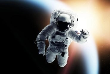 У 1965-му Леонов вийшов у відкритий космос і не зміг повернутись назад через скафандр