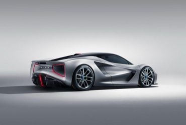 Глава Lotus назвал главную проблему современных спорткаров: она есть и у моделей его компании