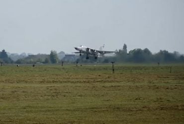 У Хмельницькій області розбився бомбардувальник Су-24М: екіпаж загинув на місці