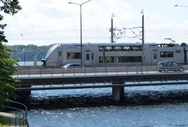 У Швеції запустили новий поїзд уздовж мальовничого західного узбережжя