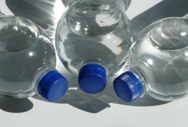 Цінність, а не сміття: як використати пластикові кришечки вдома