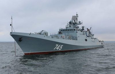Російський фрегат зробив попереджувальні постріли в бік британської яхти в Ла-Манші