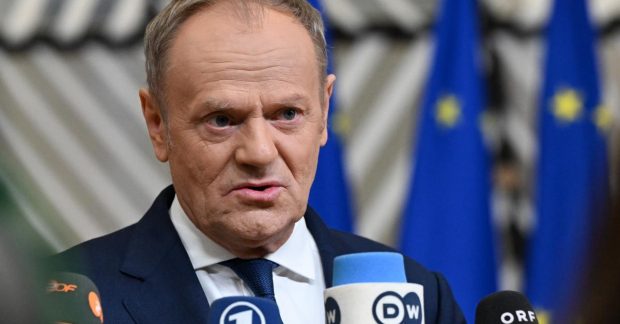 Польща чекає "першого кроку" від України для примирення, - Туск