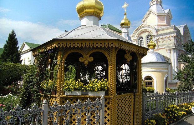 4 червня: церковне свято сьогодні, від яких бід захищає чудотворна ікона Богородиці