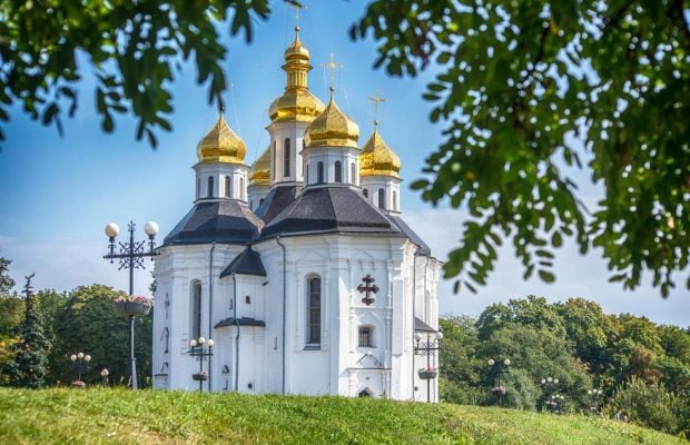 12 июля: какой церковный праздник и что женщинам запрещено делать сегодня