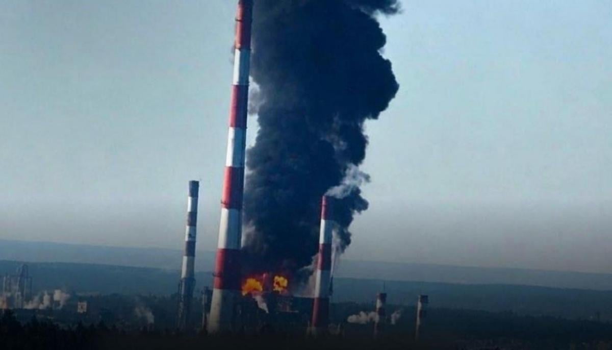 Дрони уразили НПЗ 'Лукойла': Генштаб розкрив деталі Дрони уразили НПЗ 'Лукойла': Генштаб розкрив деталі