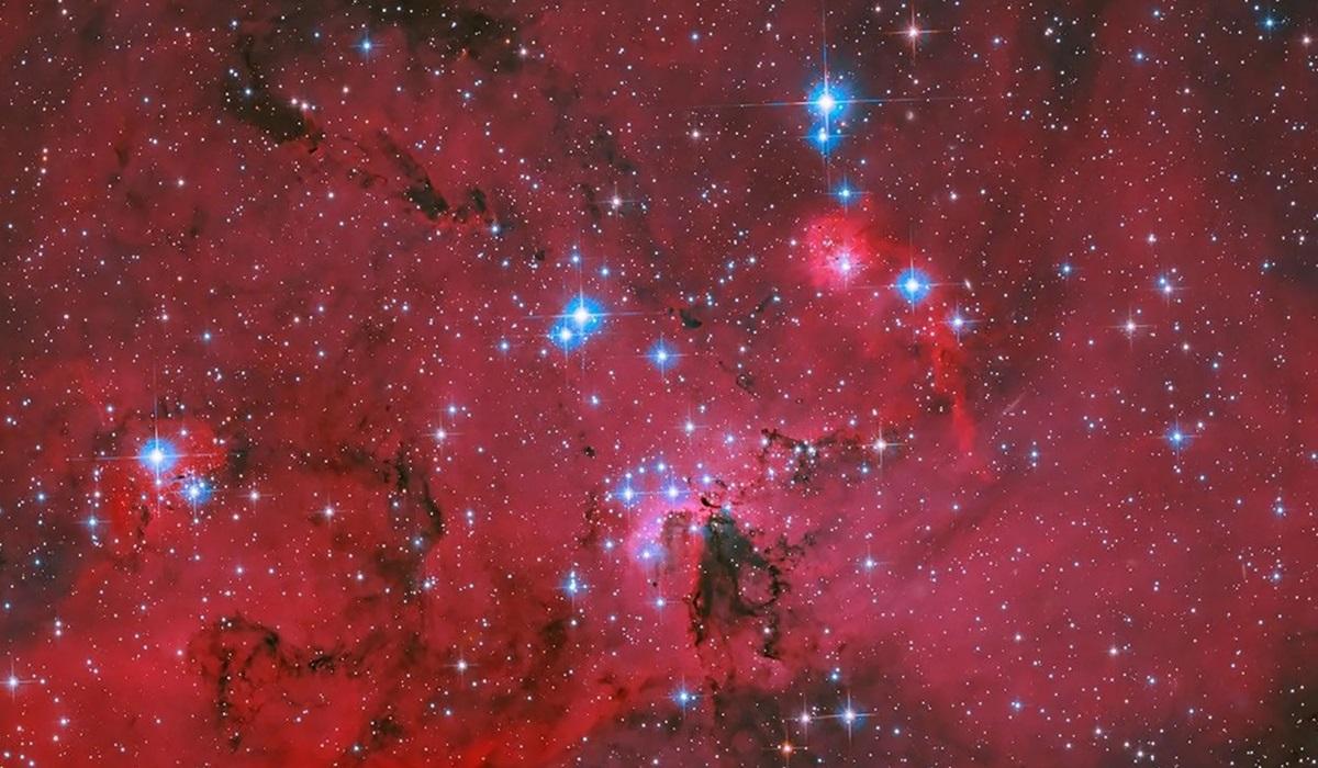 Телескоп Hubble запечатлел редкое место рождения звезд Телескоп Hubble запечатлел редкое место рождения звезд