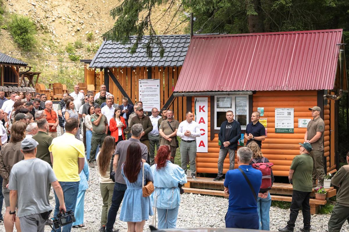 В Карпатах запустили первый электронный билет для национальных парков: первым стал маршрут на гору Хомьяк В Карпатах запустили первый электронный билет для национальных парков: первым стал маршрут на гору Хомьяк