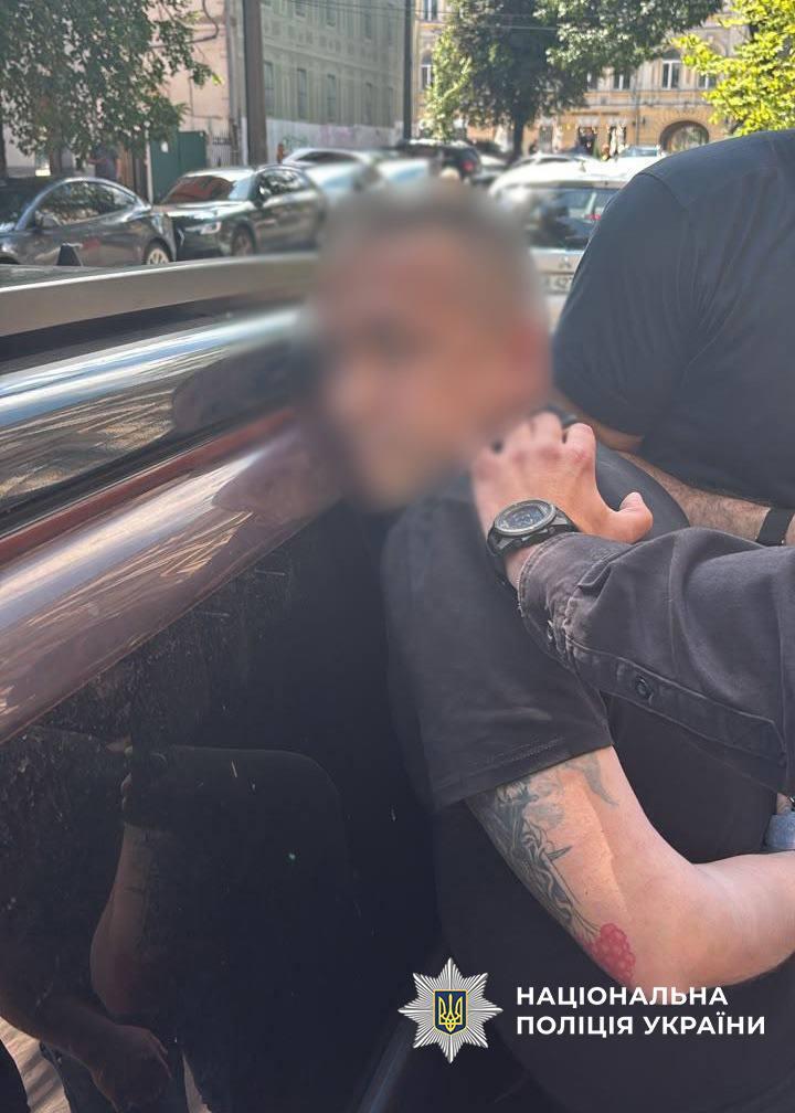 Затримано командира 155 ОМБр, якому оголосили підозру у вбивстві цивільних Затримано командира 155 ОМБр, якому оголосили підозру у вбивстві цивільних