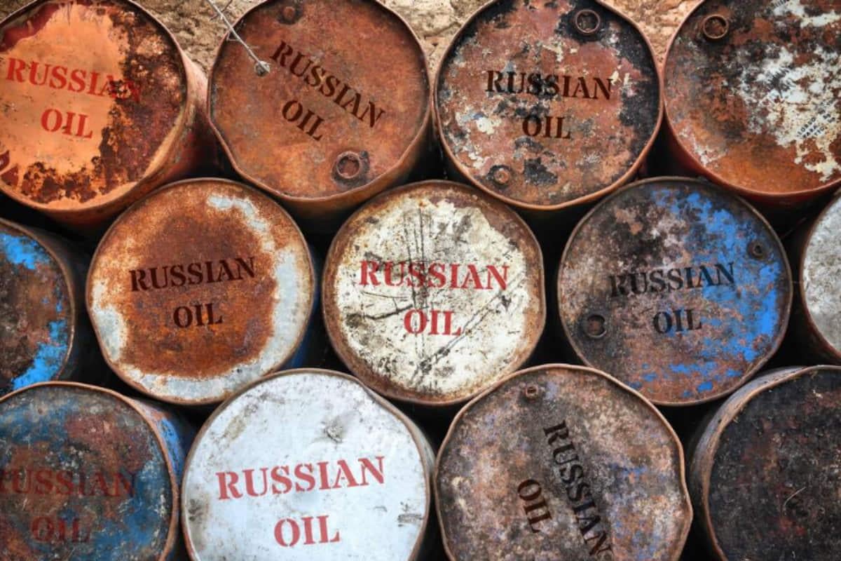 В море скопились гигантские объемы российской нефти: что произошло