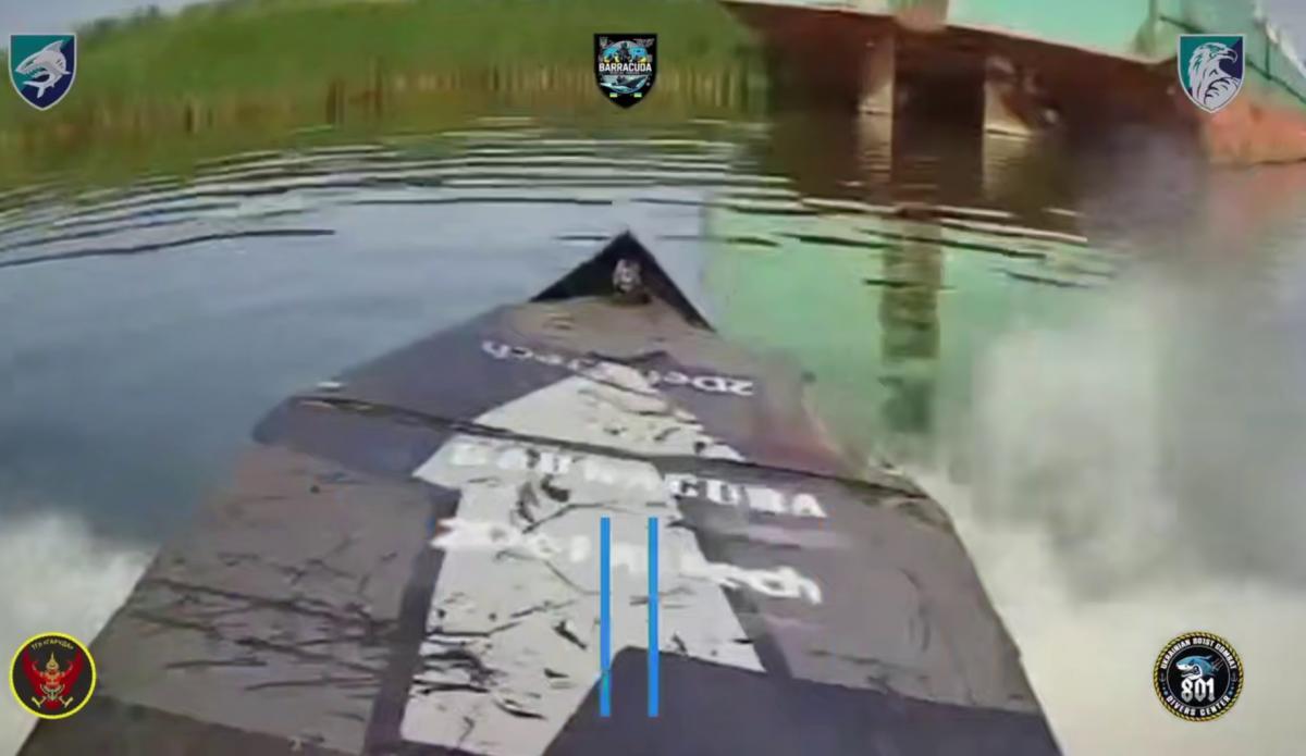 ВМС впервые показали боевую работу морского дрона Barracuda (видео) ВМС впервые показали боевую работу морского дрона Barracuda (видео)