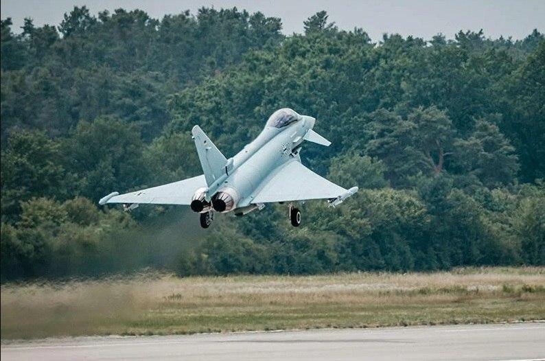 Один з найпотужніших: новий винищувач Eurofighter Tranche 4 здійснив свій перший політ Один з найпотужніших: новий винищувач Eurofighter Tranche 4 здійснив свій перший політ
